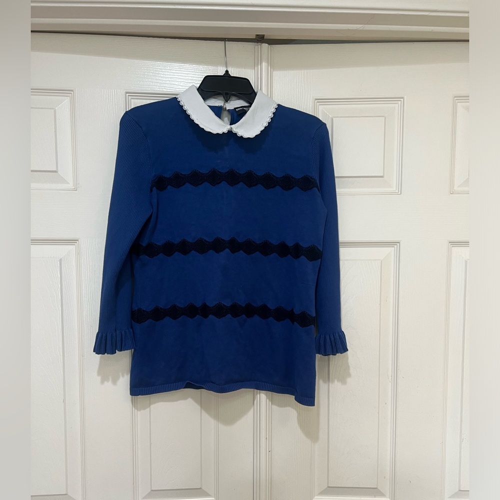 KARL LAGERFELD Paris Women’s Blue Black Knit‎ Striped Collars Pullover Small